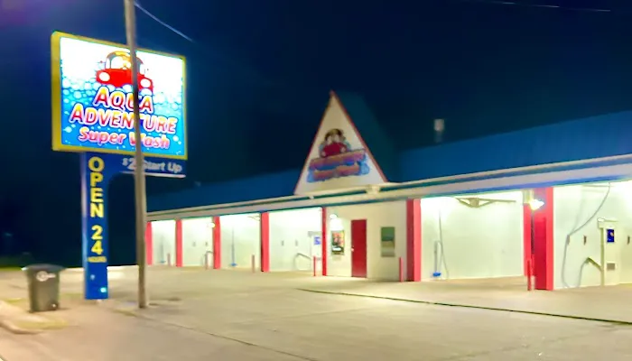 Aqua Adventure Super Wash - Park Ave Picture 2