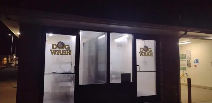 Lone Oak Car Wash Picture 1