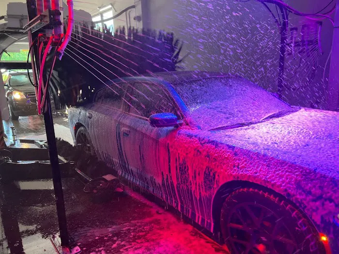 Trademark Carwash Picture 2