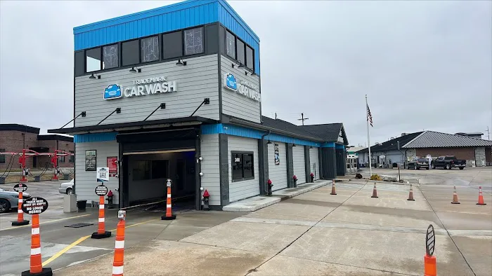 Trademark Carwash Picture 3