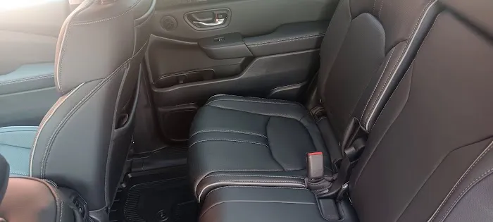 Martin's car cleaning. Picture 1