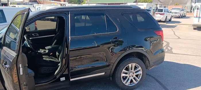 Martin's car cleaning. Picture 7