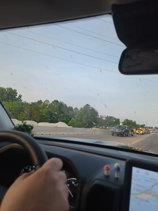 Finish Line Car Wash Picture 7