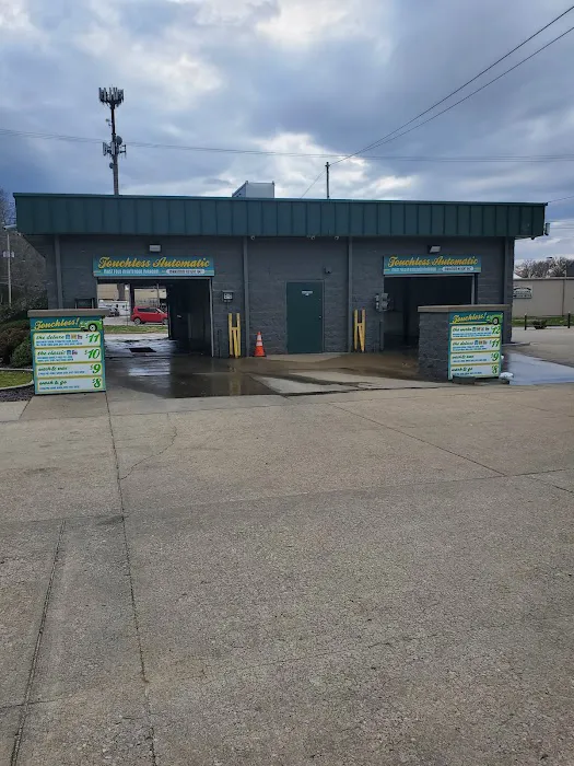 Custom Car Wash Picture 9