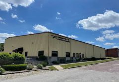Dirtbuster Carwash photo 1