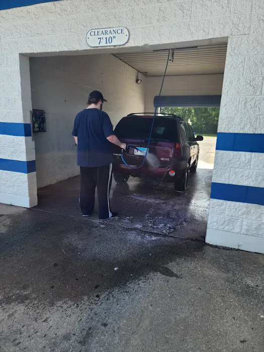 Super Shine Car Wash Picture 5