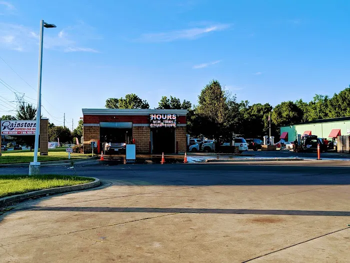 Rainstorm Car Wash Picture 8