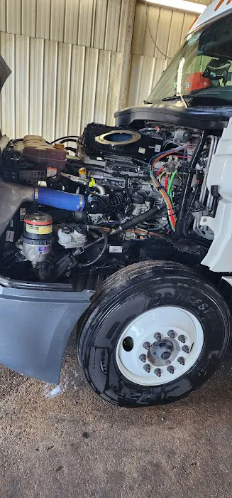 Cranford's Truck Wash Picture 3