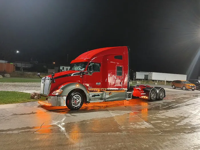 Five Star Truck Wash Picture 2