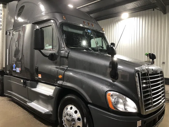 Five Star Truck Wash Picture 9