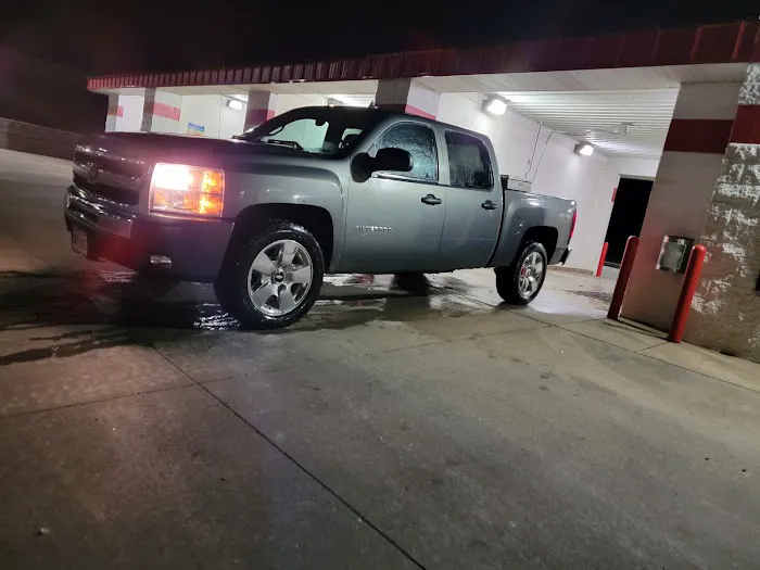 Jackson Car Wash Picture 1