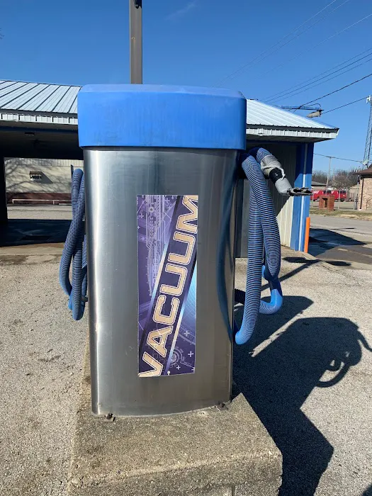 Sudz City on 12th St. Picture 3