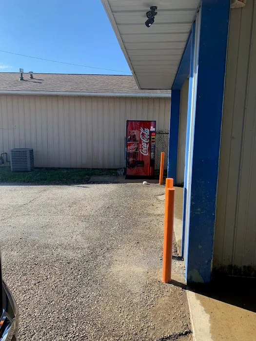 Sudz City on 12th St. Picture 5