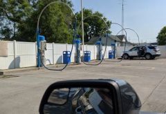 Dirtbuster Car Wash photo 3