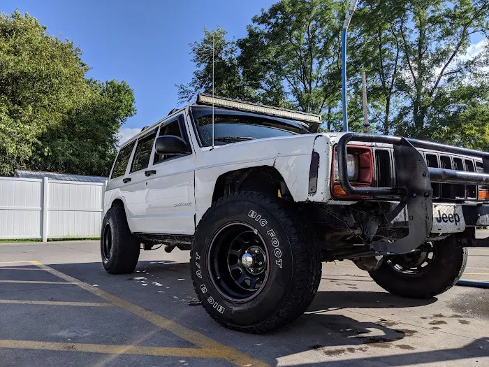 Dirtbuster Car Wash Picture 5