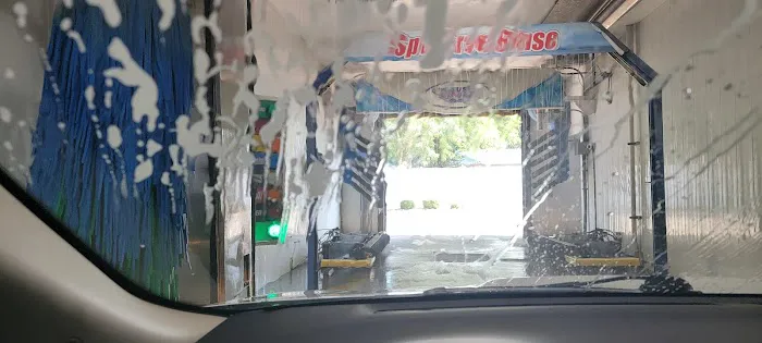 Dirtbuster Car Wash Picture 8