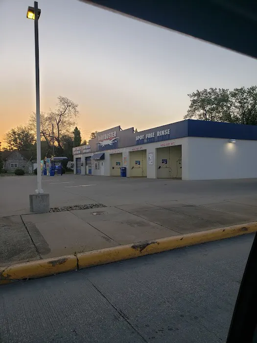 Dirtbuster Car Wash Picture 9