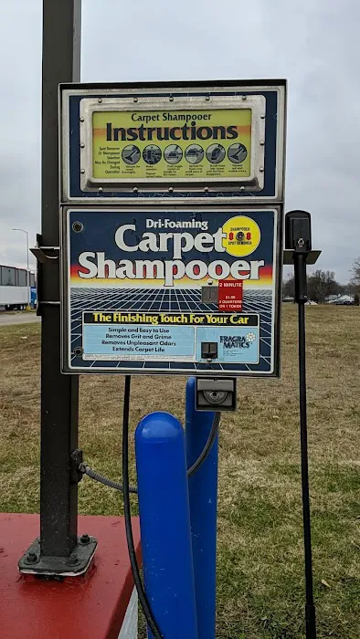 Halo Car Wash Picture 1