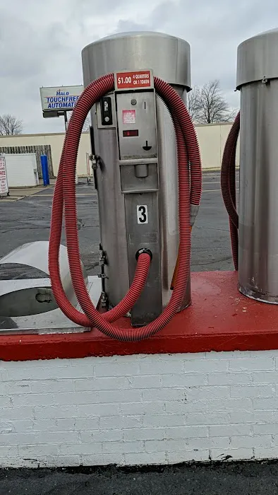 Halo Car Wash Picture 7