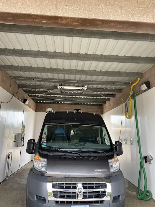 Krazee Kleen Car Wash Picture 2