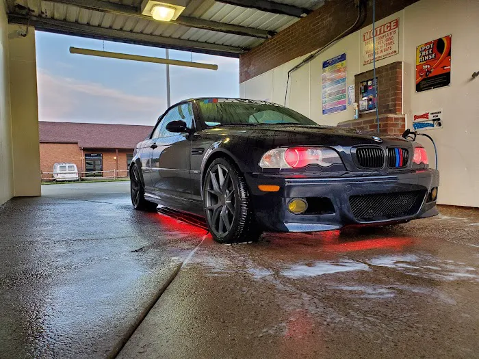 Wash 'n' Go Car Wash Picture 6