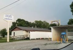 Clay City Car Wash & Laundromat photo 2