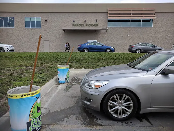 Rainstorm Car Wash Picture 10
