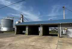 E-Z Clean Car Wash photo 2