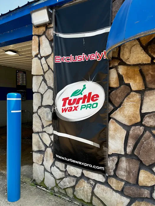 E-Z Clean Car Wash Picture 6