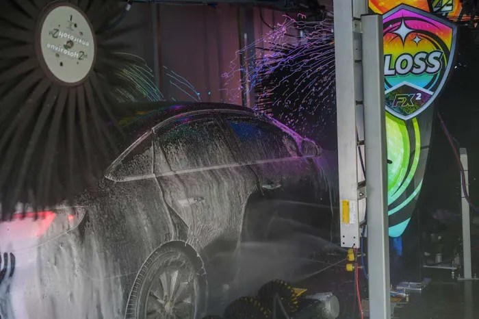 Wash N' Glo Car Wash Picture 6