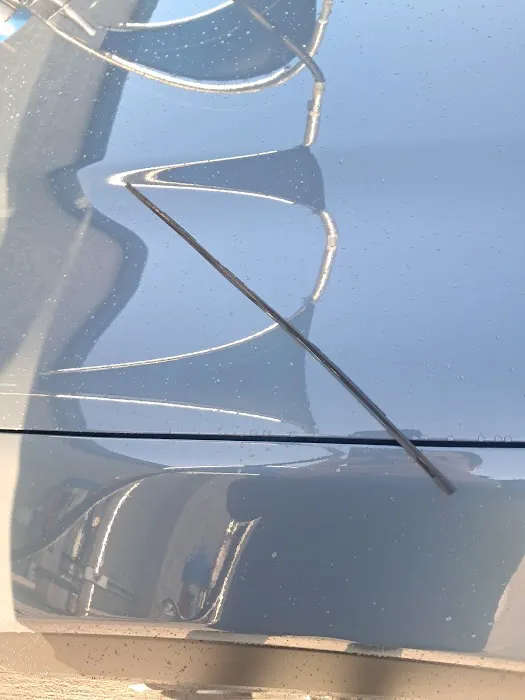 Tom's Car Wash Picture 9