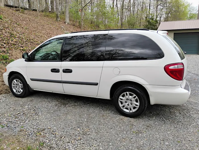 Tom's Car Wash Picture 7