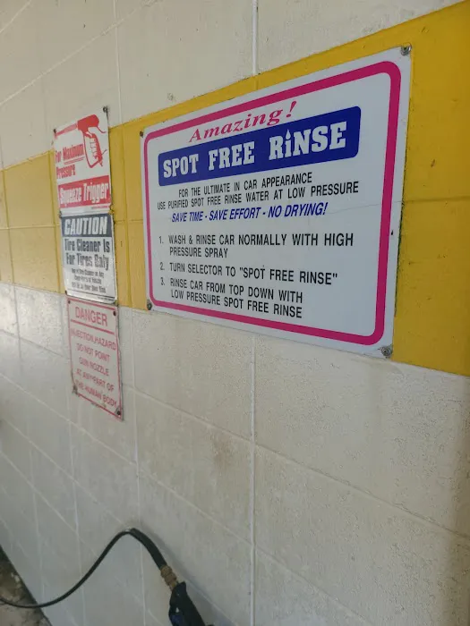 Bull’s Eye Auto Wash Picture 7