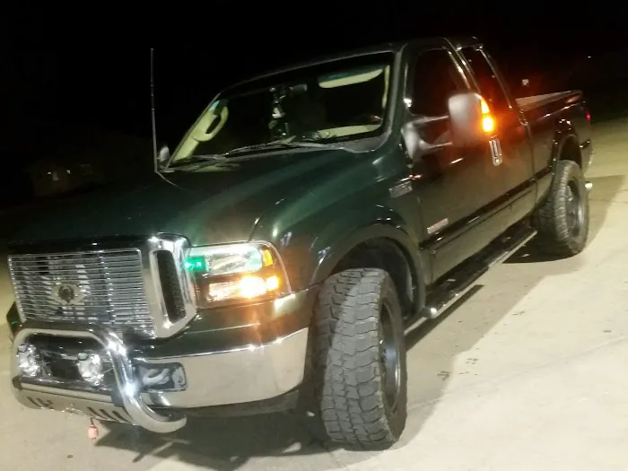 Dirtbusters Carwash Picture 7