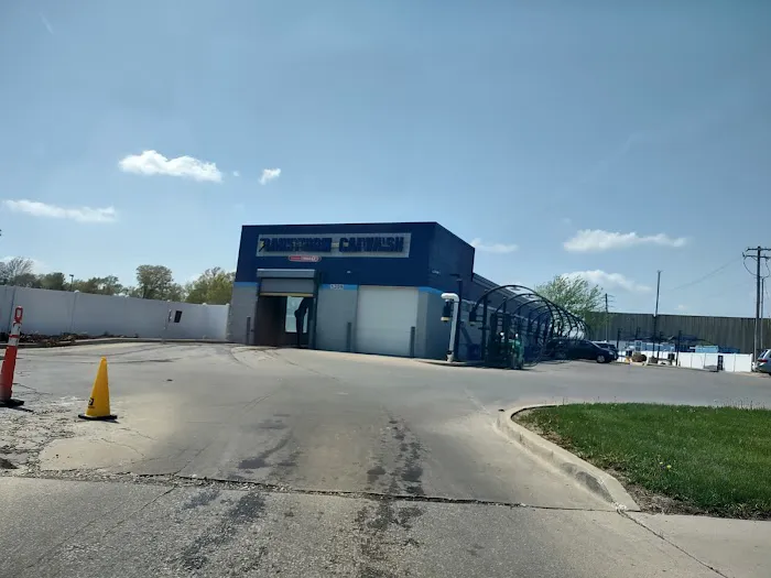 Rainstorm Car Wash Picture 1