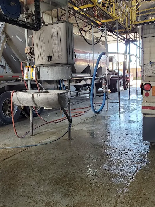 Hohn's Tank Wash Picture 1