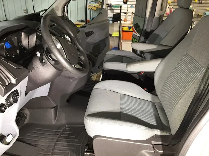 Auto Club Detailing Picture 7