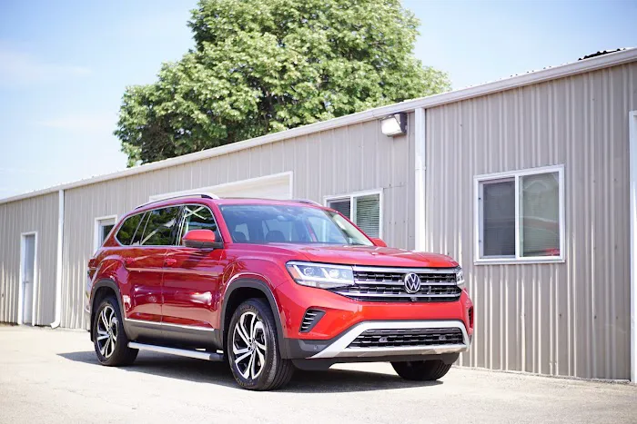 Auto Club Detailing Picture 10