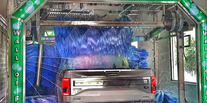 Wash Park Car Wash Picture 9