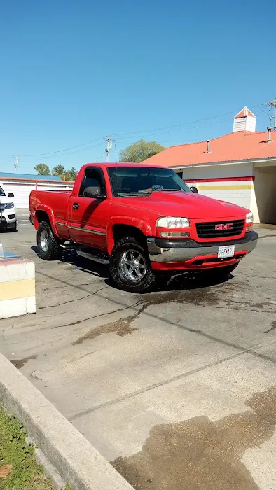 Water Works Car Wash Picture 8