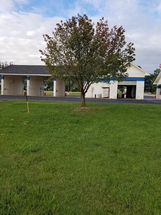 Clean & Shine Carwash Picture 6