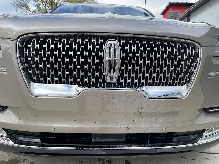 Zips Car Wash Picture 1