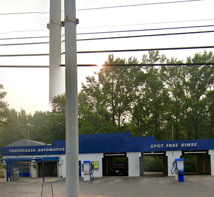 Scrub-A-Dub Car Wash Picture 2