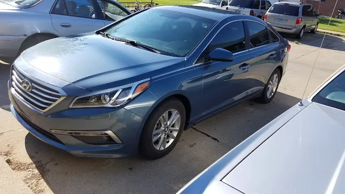 Super Clean Car Wash Picture 3