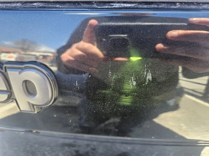 Super Clean Car Wash Picture 5