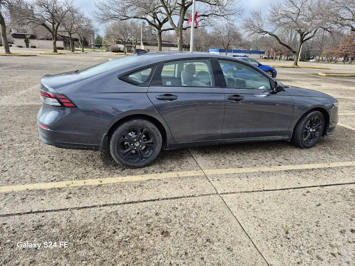 Crew Carwash Picture 9