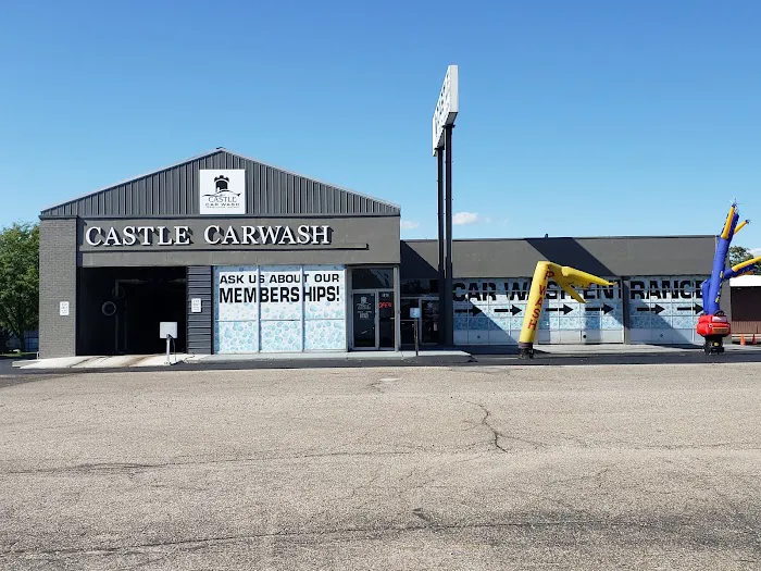Castle Car Wash Picture 3