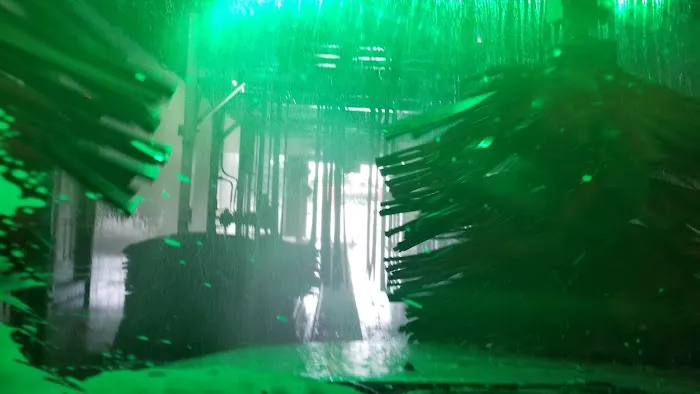 Castle Car Wash Picture 7