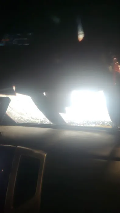 Castle Car Wash Picture 9