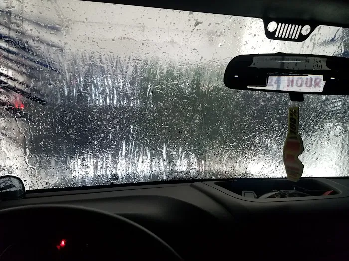 Rantoul Express Wash Picture 5